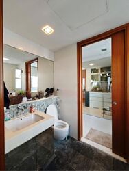 RV Suites (D10), Apartment #483838401